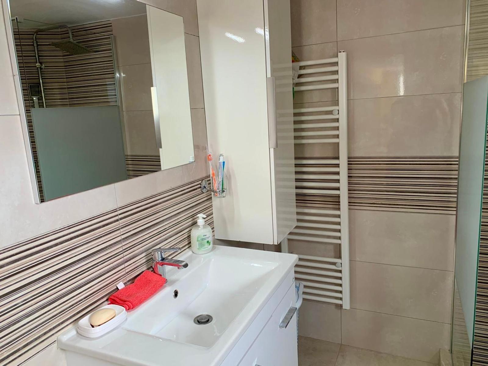 Sofia'S Seaview Villa Near Airport And Beach Artemida  Dış mekan fotoğraf